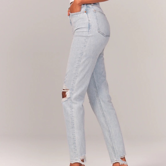 NWT: High rise Mom Jens - Abercrombie - Picture 5 of 8